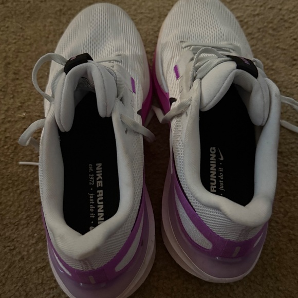 Nike structure 25 running shoes - Picture 2 of 4